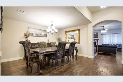 3123 Pamplona, Grand Prairie, TX 75054 - Photo 5