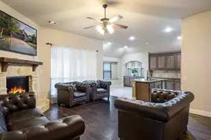 3123 Pamplona, Grand Prairie, TX 75054 - Photo 9