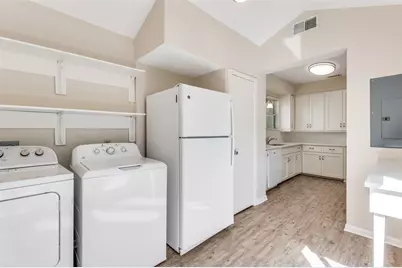 4144 Prescott Avenue, Dallas, TX 75219 - Photo 9