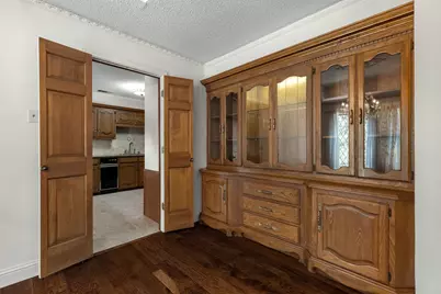 2813 S Country Club Road, Garland, TX 75043 - Photo 5