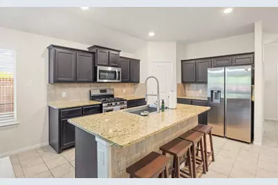 933 Walls Boulevard, Crowley, TX 76036 - Photo 11