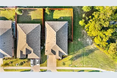 933 Walls Boulevard, Crowley, TX 76036 - Photo 3