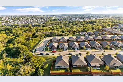 933 Walls Boulevard, Crowley, TX 76036 - Photo 7