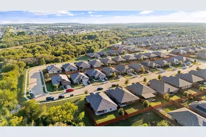 933 Walls Boulevard, Crowley, TX 76036 - Photo 5