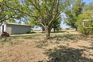 13201 County Rd 1002, Godley, TX 76044 - Photo 15