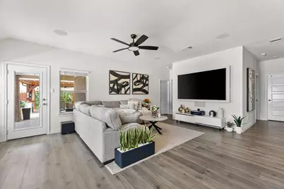 9705 Quail Pointe Rd, Aubrey, TX 76227 - Photo 7