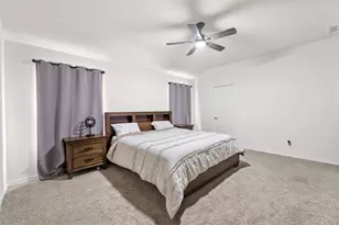 9705 Quail Pointe Rd, Aubrey, TX 76227 - Photo 9