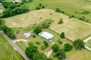 930 Rs County Road 1690, Lone Oak, TX 75453 - Photo 3