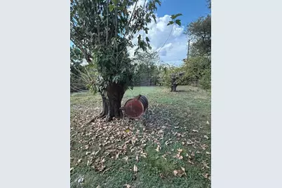 1026 Pangburn Street, Grand Prairie, TX 75051 - Photo 9