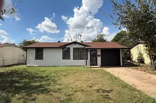 1026 Pangburn St, Grand Prairie, TX 75051 - Photo 1