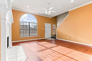 5700 Roundup Trail, Arlington, TX 76017 - Photo 9