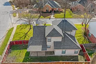 5700 Roundup Trail, Arlington, TX 76017 - Photo 5