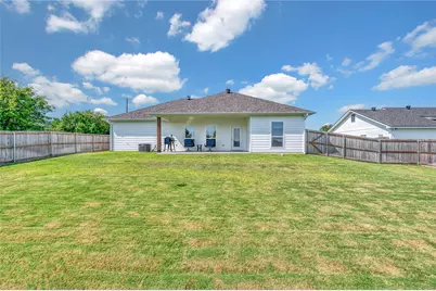 910 S Avenue J, Clifton, TX 76634 - Photo 31
