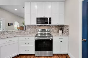 910 S Avenue J, Clifton, TX 76634 - Photo 11