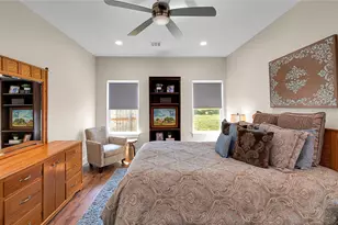 910 S Avenue J, Clifton, TX 76634 - Photo 19