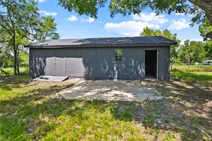 405 Walker St, Eustace, TX 75124 - Photo 29
