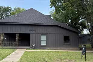 405 Walker St, Eustace, TX 75124 - Photo 1
