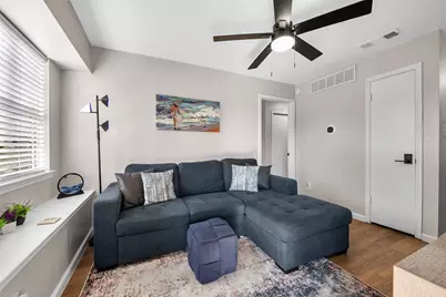 1712 Crest Point Drive, Arlington, TX 76012 - Photo 3