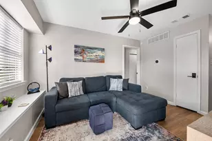 1712 Crestpoint Dr, Arlington, TX 76012 - Photo 3