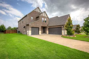 419 Emerson Dr, Rockwall, TX 75087 - Photo 1