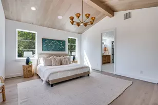 9233 E Lake Highlands Dr, Dallas, TX 75218 - Photo 13