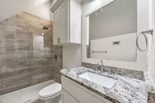 516 Lydia Ln, Granbury, TX 76049 - Photo 19