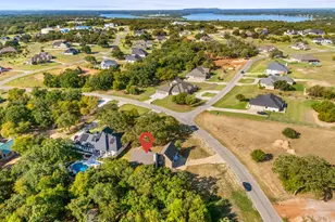 516 Lydia Ln, Granbury, TX 76049 - Photo 3