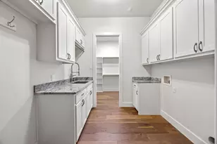 516 Lydia Ln, Granbury, TX 76049 - Photo 19