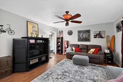 3904 Villa Downs Drive, Plano, TX 75023 - Photo 9