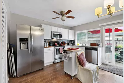 3904 Villa Downs Drive, Plano, TX 75023 - Photo 13