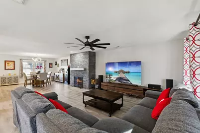 208 Oxford Drive, Roanoke, TX 76262 - Photo 5