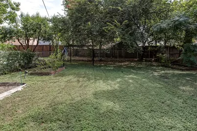 2109 Ashland Avenue, Fort Worth, TX 76107 - Photo 33