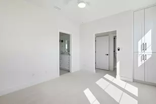 4525 Hopkins Ave, Dallas, TX 75209 - Photo 19