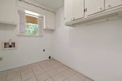 5813 Biscayne Court, Haltom City, TX 76117 - Photo 37