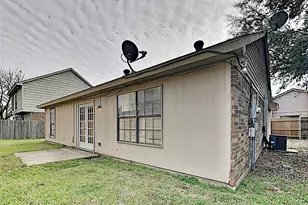 2900 Galemeadow Dr, Fort Worth, TX 76123 - Photo 15