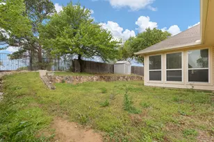 1002 Hidden Oaks Dr, Burleson, TX 76028 - Photo 25