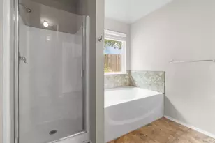 1002 Hidden Oaks Dr, Burleson, TX 76028 - Photo 19