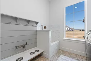 6305 Sage Crk Dr, Godley, TX 76044 - Photo 13