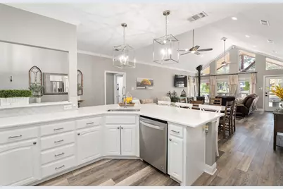 127 Rueda Encina Street, Gun Barrel City, TX 75156 - Photo 7