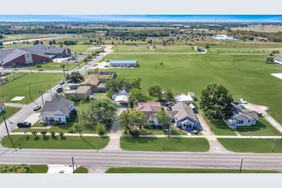 305 W Main Street, Gunter, TX 75058 - Photo 3