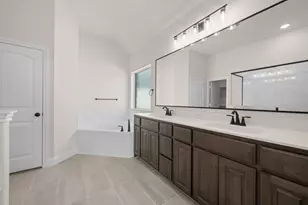 387 Paddle Boat Dr, Granbury, TX 76049 - Photo 13