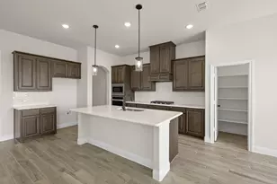 387 Paddle Boat Dr, Granbury, TX 76049 - Photo 5