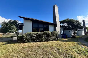 2201 Seville Ct, Dalworthington Gardens, TX 76013 - Photo 1