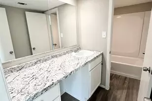 2201 Seville Ct, Dalworthington Gardens, TX 76013 - Photo 11