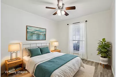 906 Creekview Drive, Waxahachie, TX 75165 - Photo 5