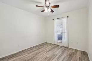 906 Creekview Dr, Waxahachie, TX 75165 - Photo 21