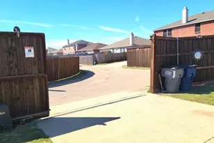 1003 Graystone Dr, Lancaster, TX 75134 - Photo 39