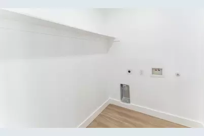 124 Goodman Street, Sulphur Springs, TX 75482 - Photo 9