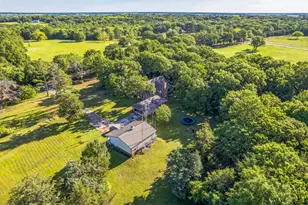 906 Co Rd 2770, Honey Grove, TX 75446 - Photo 29