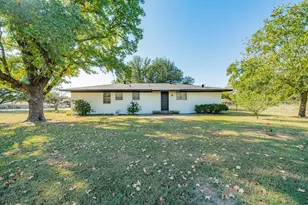 802 Division St, Greenville, TX 75401 - Photo 31